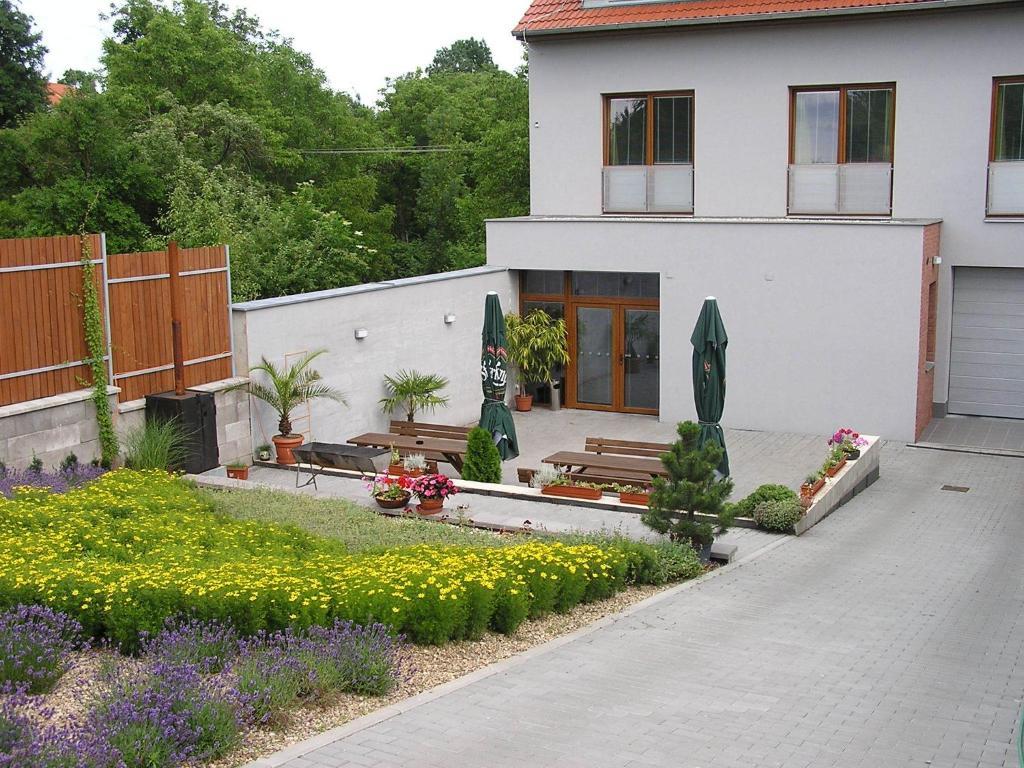 Penzion Ruland Hotel Brno Buitenkant foto